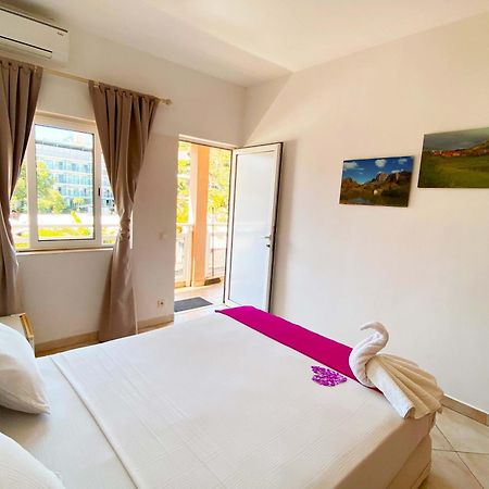 Kokoloko Hotel Ambatoloaka  Ngoại thất bức ảnh