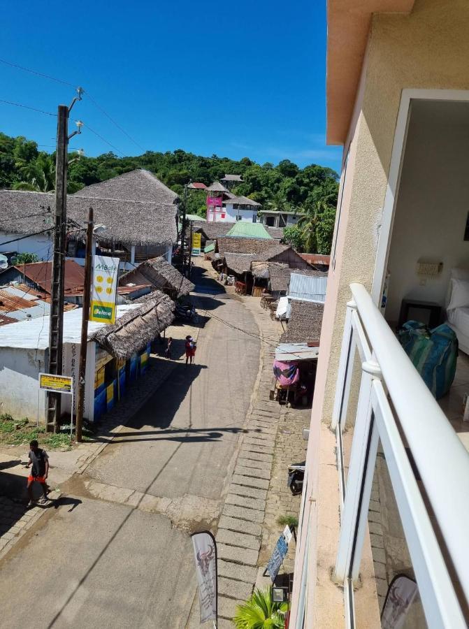 Kokoloko Hotel Ambatoloaka  Ngoại thất bức ảnh