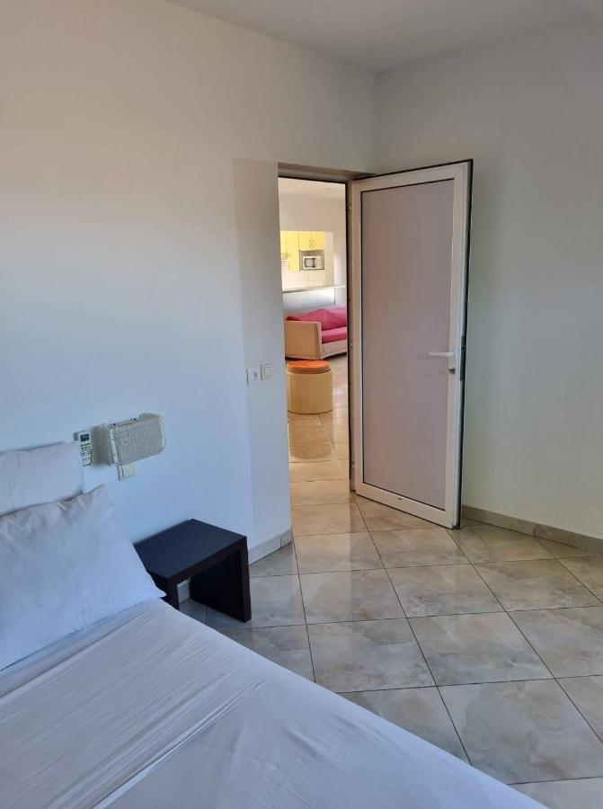 Kokoloko Hotel Ambatoloaka  Ngoại thất bức ảnh
