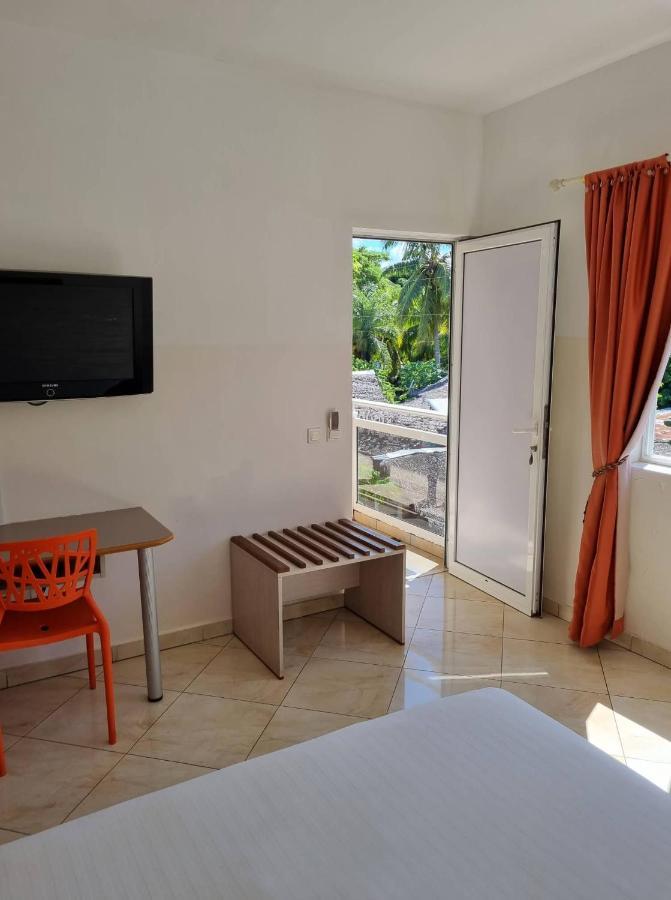Kokoloko Hotel Ambatoloaka  Ngoại thất bức ảnh