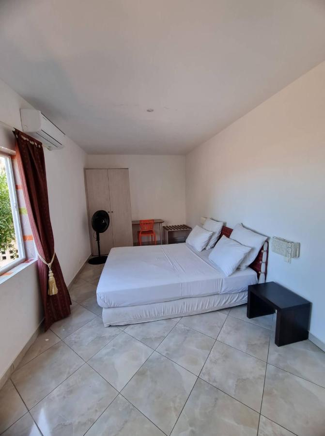 Kokoloko Hotel Ambatoloaka  Ngoại thất bức ảnh