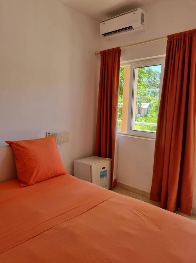 Kokoloko Hotel Ambatoloaka  Ngoại thất bức ảnh