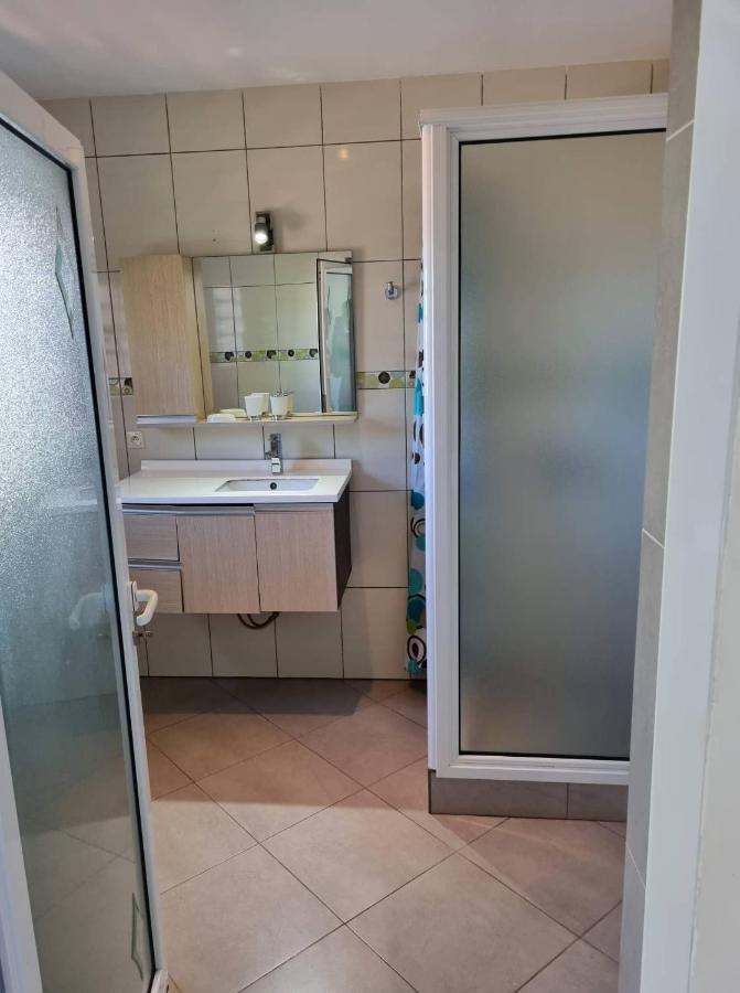 Kokoloko Hotel Ambatoloaka  Ngoại thất bức ảnh