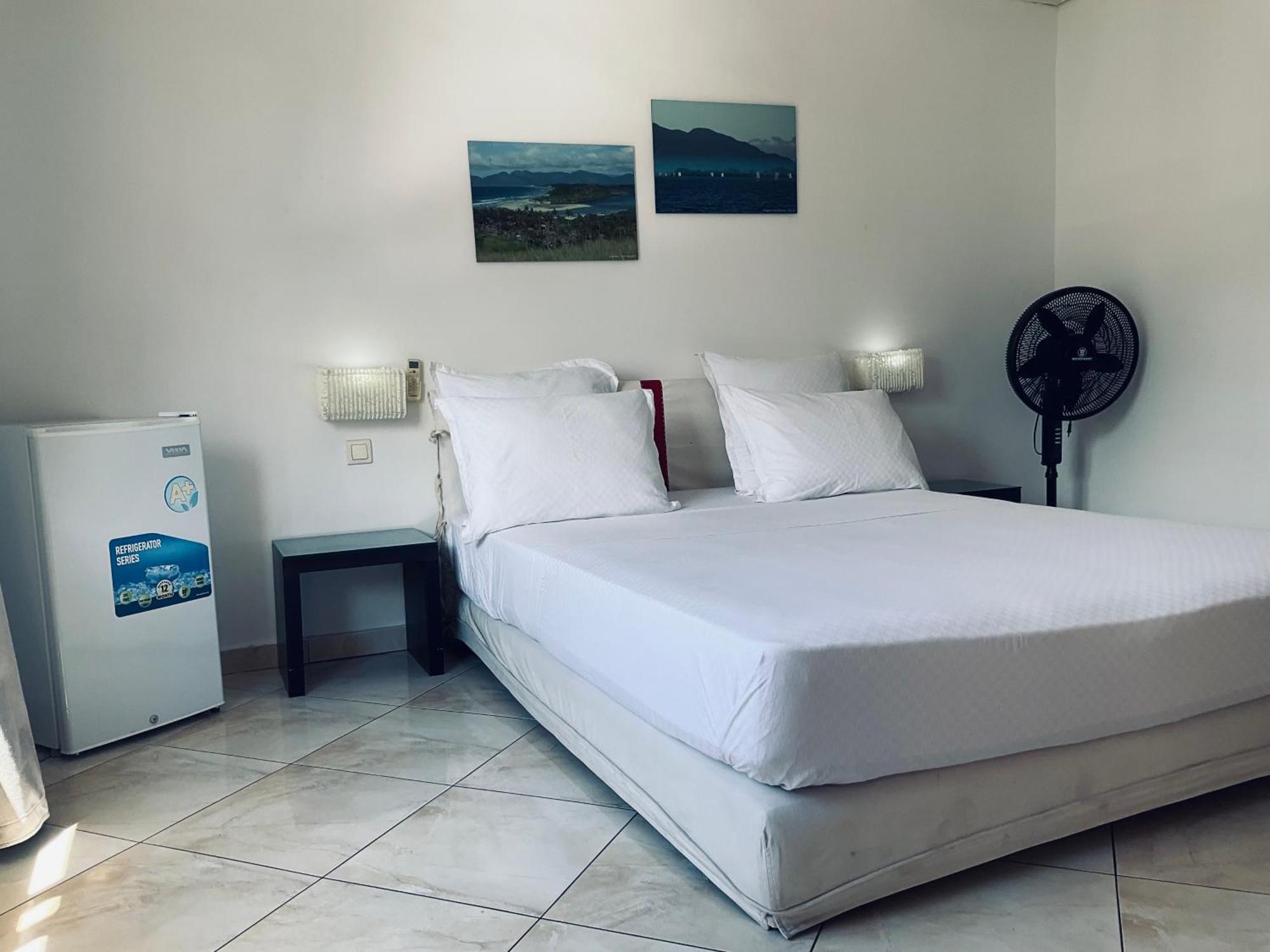 Kokoloko Hotel Ambatoloaka  Ngoại thất bức ảnh