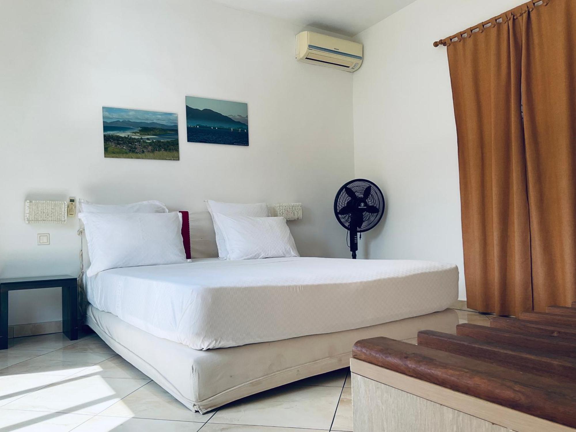 Kokoloko Hotel Ambatoloaka  Ngoại thất bức ảnh