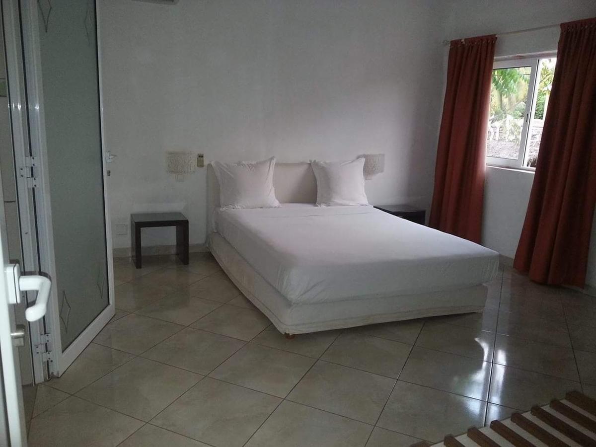 Kokoloko Hotel Ambatoloaka  Ngoại thất bức ảnh